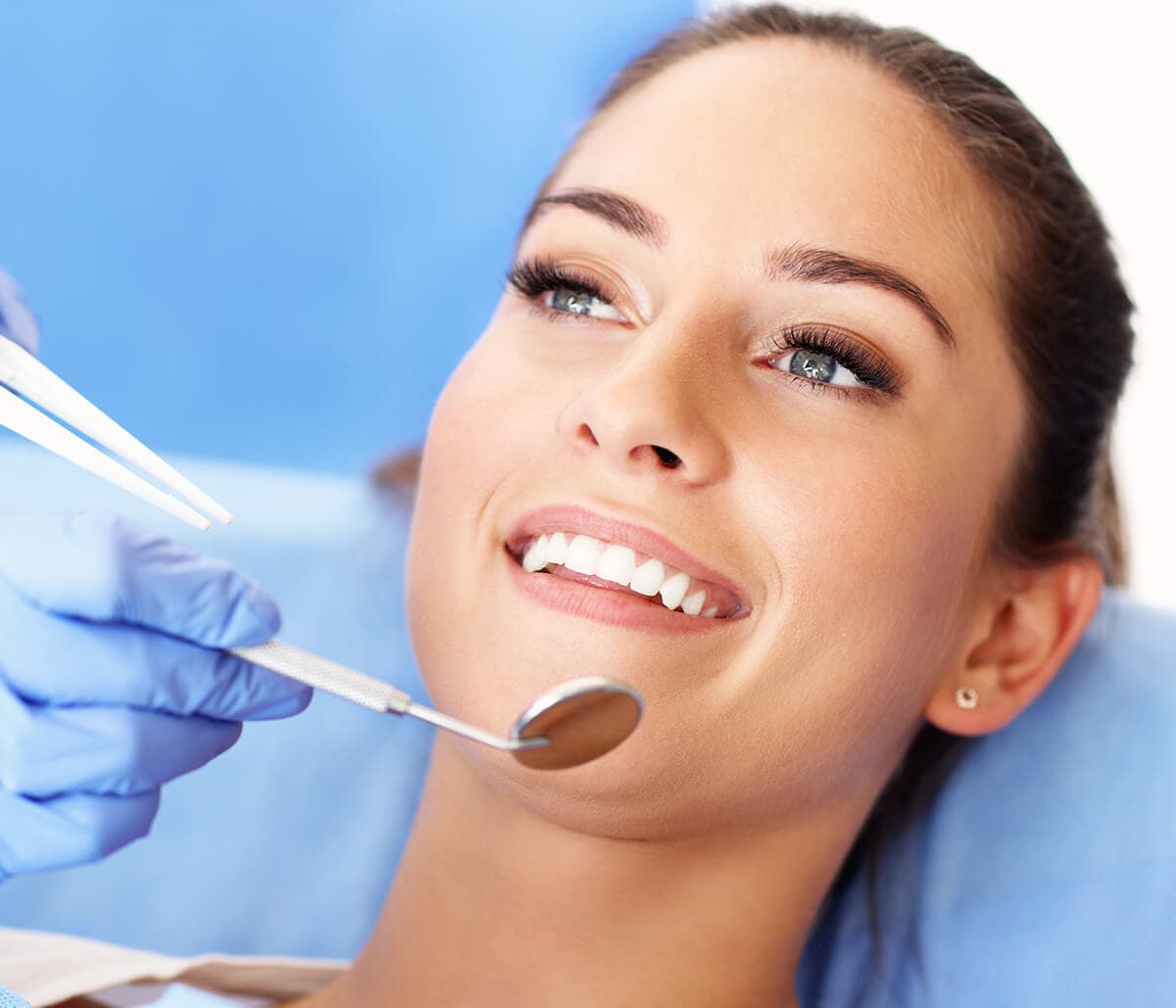 Calgary dentist offers tips to avoid gum disease and infection